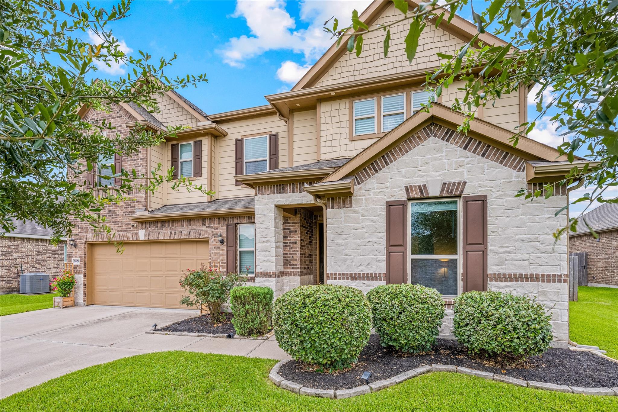 3806 Belmore Lane