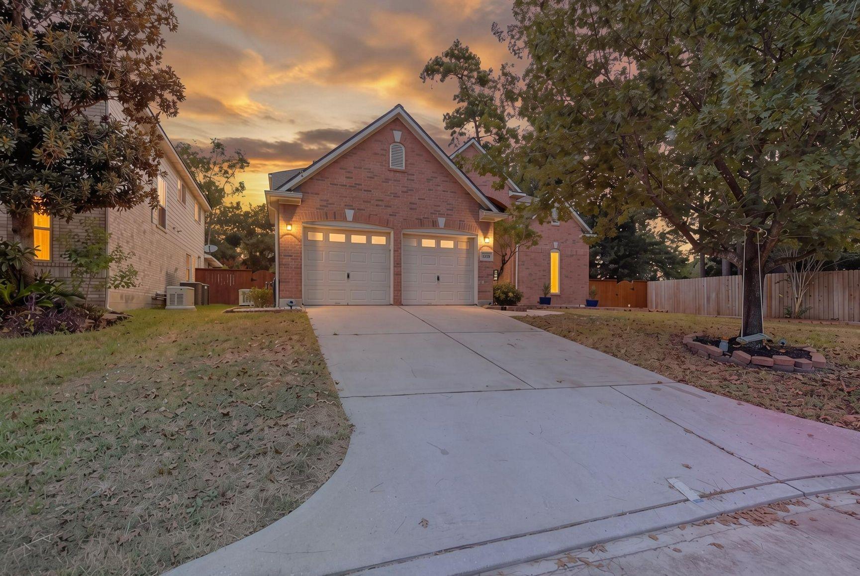 2827 Cottonwood Walk Court