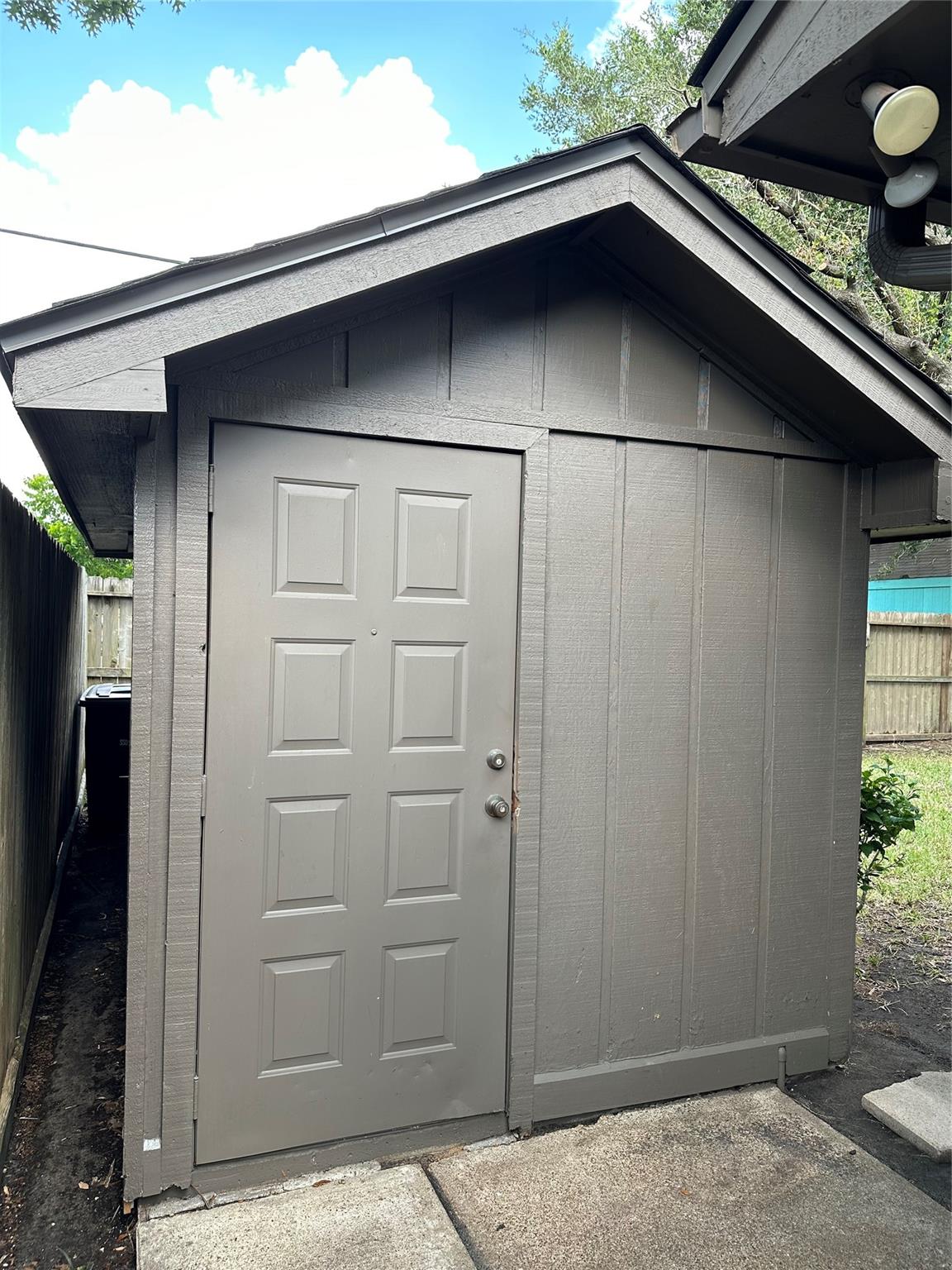 3706 Luton Park Drive