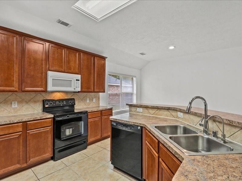 6507 Canyon Mist Lane