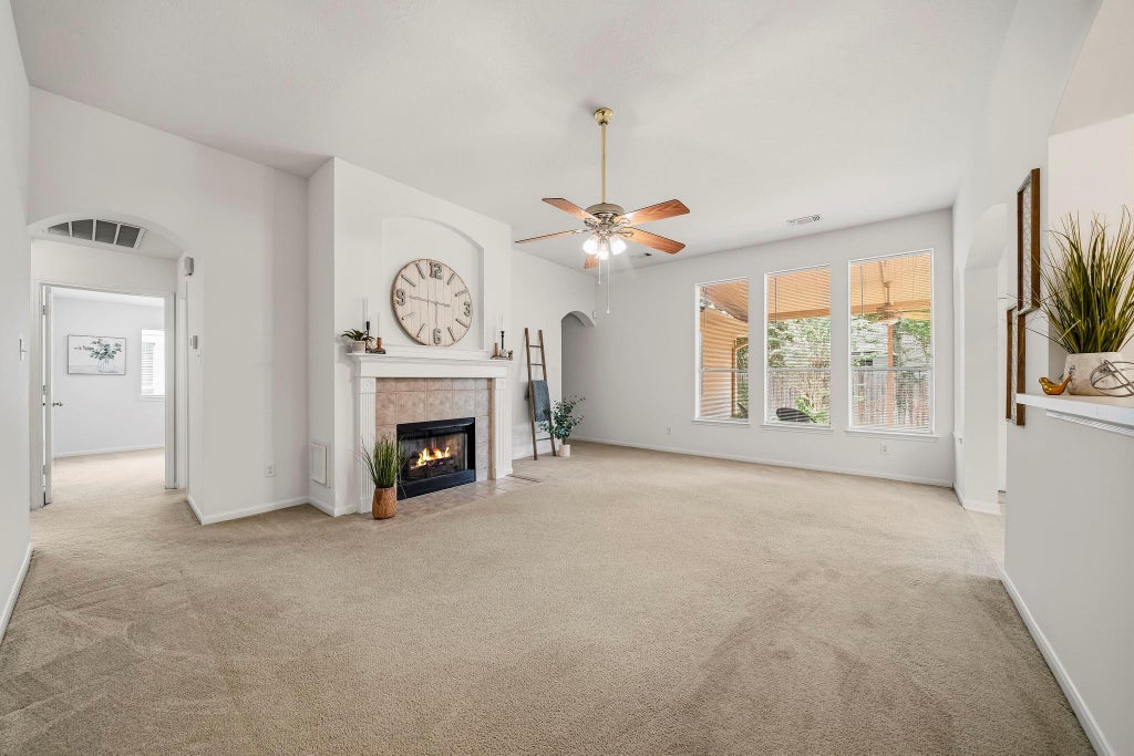 Photo of 16831 Dunbar Grove Ct CT, Sugar Land, TX 77498 (MLS # 55346917)