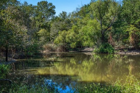 Photo of 1 Farm To Market 1940, Franklin, TX 77856 (MLS # 72134165)
