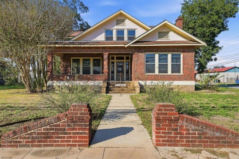 Photo of 723 Saint Peter Street, Gonzales, TX 78629 (MLS # 6087759)