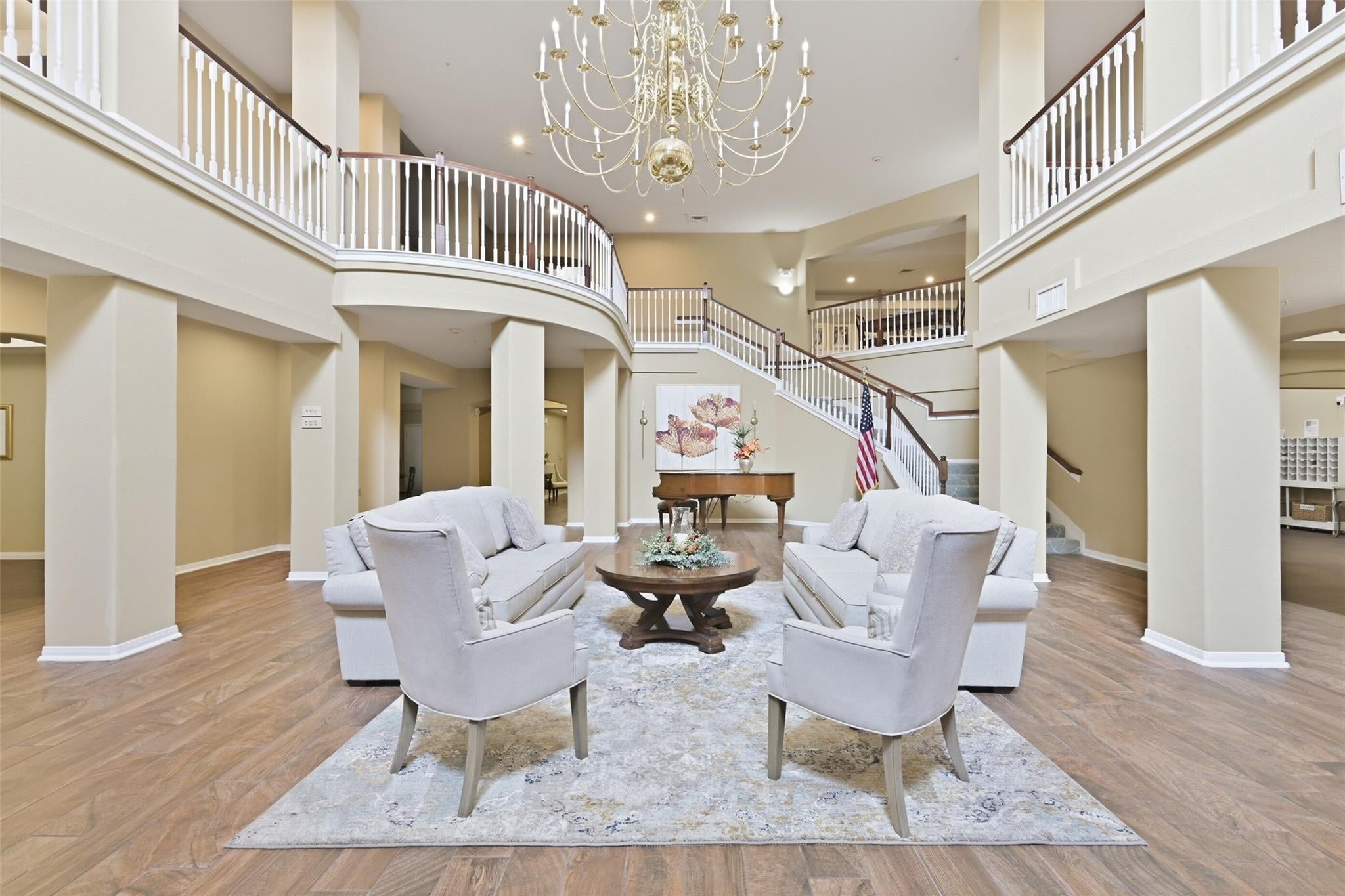 2815 Kings Crossing Drive 212