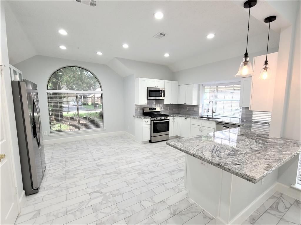 Photo of 3051 Creek Manor Drive, Houston, TX 77339 (MLS # 47903772)