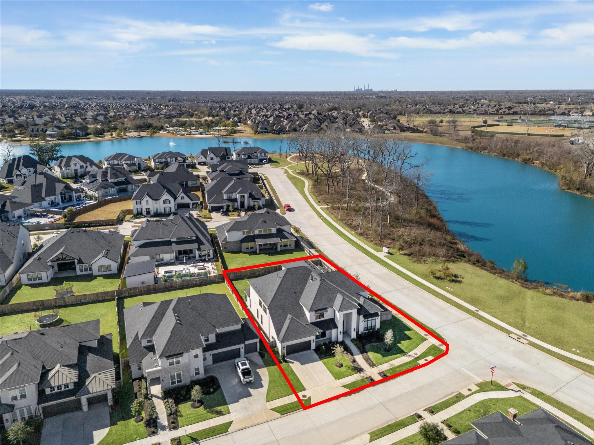 2511 Fountain Breeze Drive