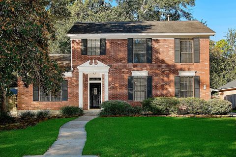 Photo of 31 N Duskwood Place, The Woodlands, TX 77381 (MLS # 84933578)