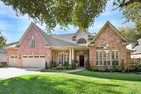 Photo of 31 Orchard Pines Place, The Woodlands, TX 77382 (MLS # 71607647)