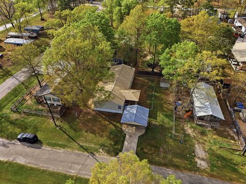 Homes For Sale - 210 Nassau Lane<br/> San Jacinto County, Point Blank, TX 77364