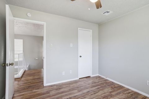 Tiny photo for 2315 Hampton Road, League City, TX 77573 (MLS # 13389930)