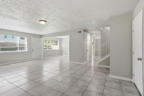 Tiny photo for 2315 Hampton Road, League City, TX 77573 (MLS # 13389930)