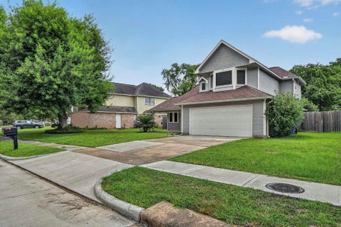 Photo of 11214 Hambleton Way, Houston, TX 77065 (MLS # 12561379)