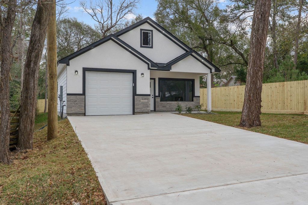 Photo of 15090 Austin Road, Willis, TX 77378 (MLS # 10093762)