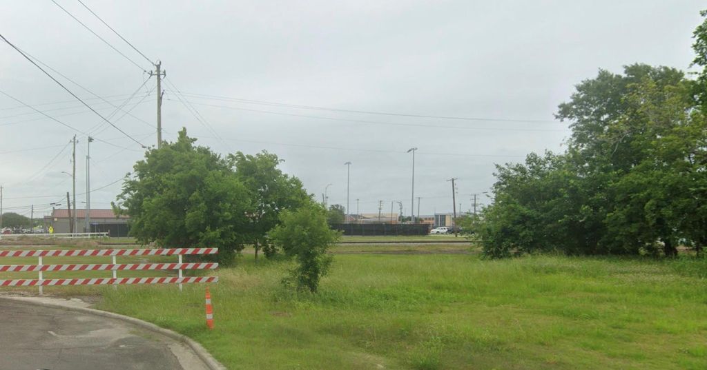 Photo of 1218 Carnegie Street, Baytown, TX 77520 (MLS # 29058403)
