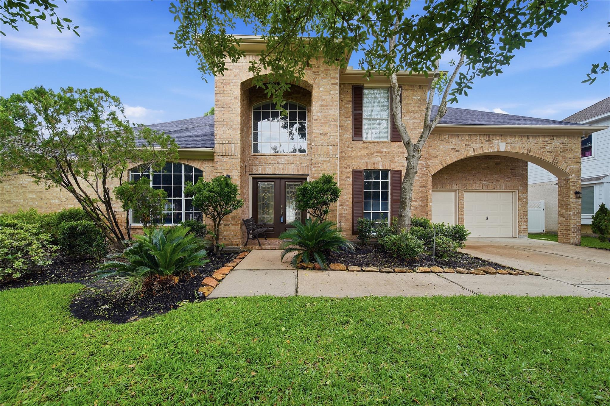 4102 Belvoir Park Drive