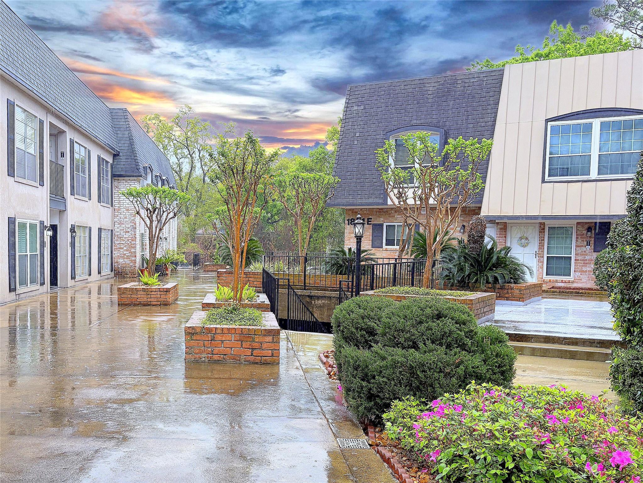 1801 Stoney Brook Drive 106