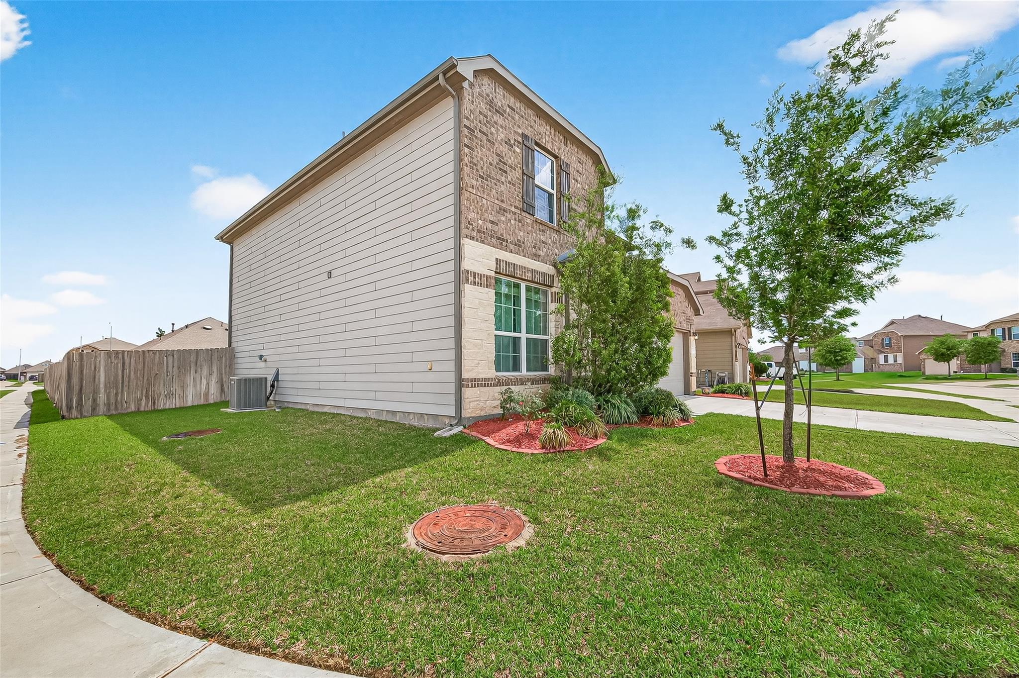 5824 Hedwig Hill Lane