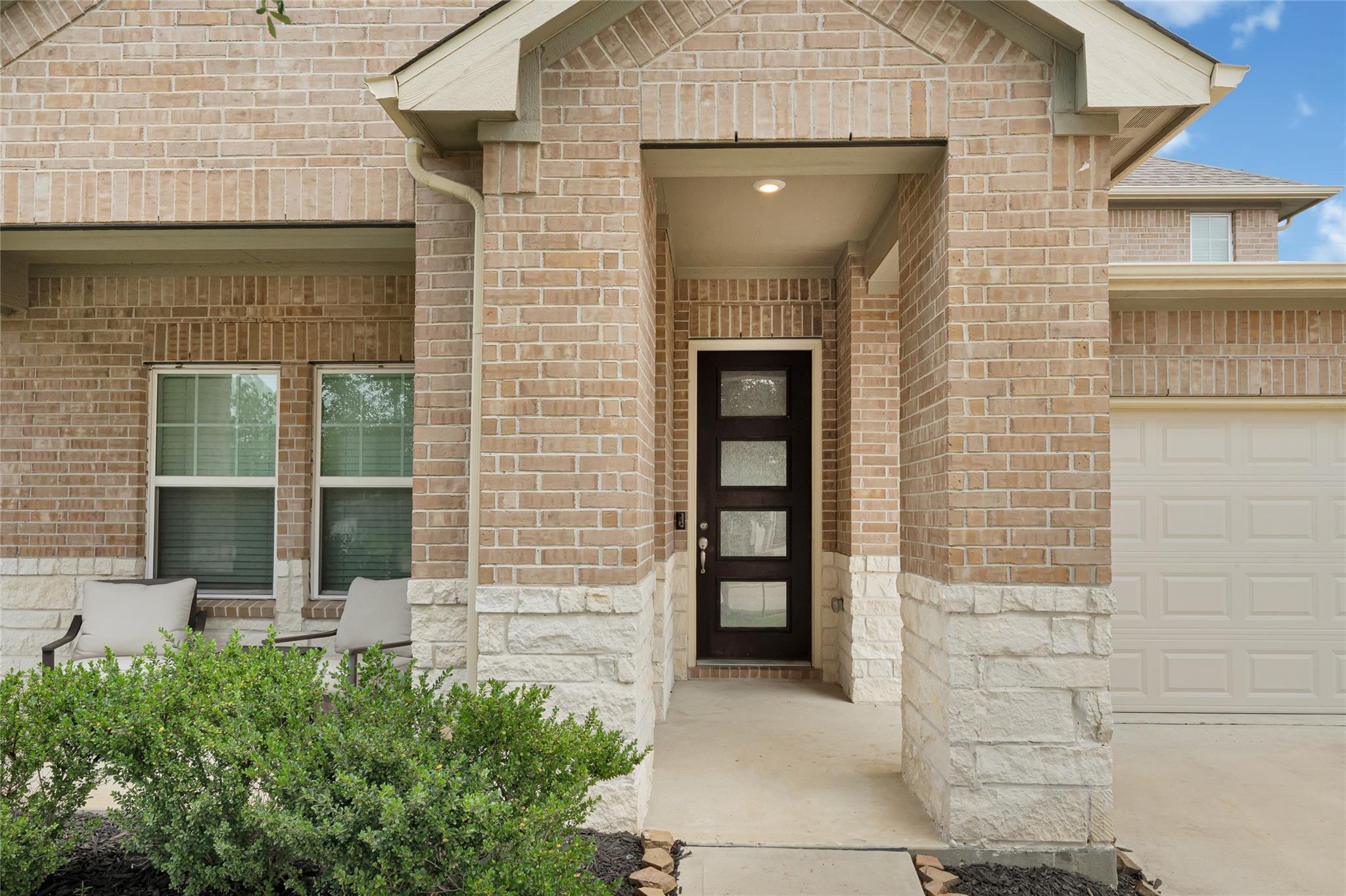 8734 Arch Rock Drive