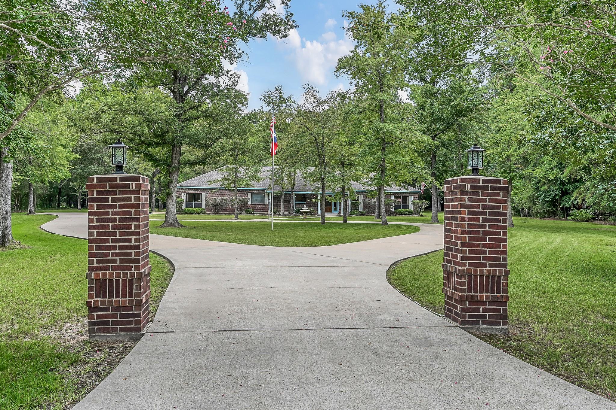 9610 Sendera Drive
