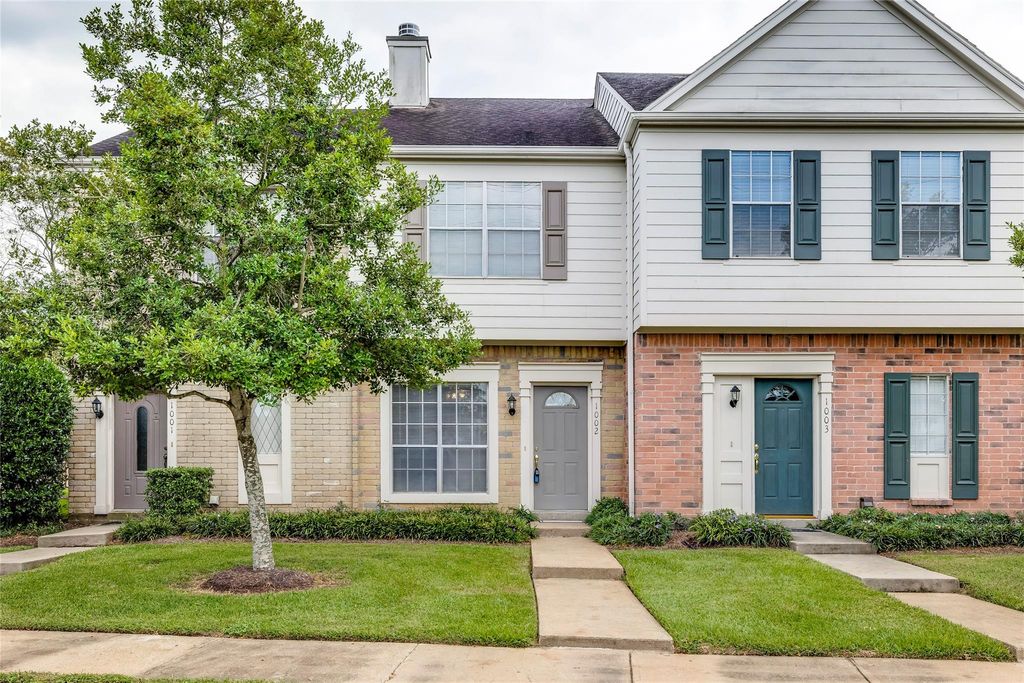 Photo of 2910 Grants Lake Blvd #1002, Sugar Land, TX 77479 (MLS # 28154881)