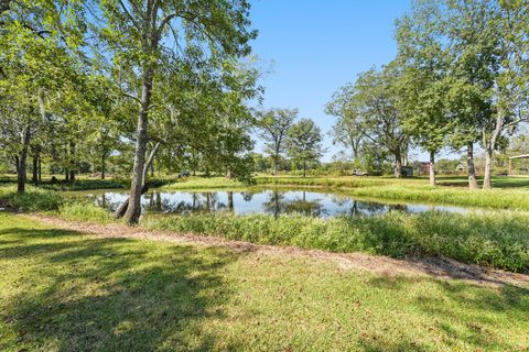 Photo of 3476 E County Road 2326, Dayton, TX 77535 (MLS # 64394389)