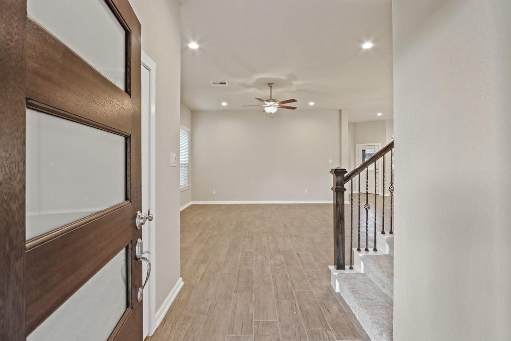 Photo of 7011 Golden Groundsel Drive, Katy, TX 77493 (MLS # 89177638)