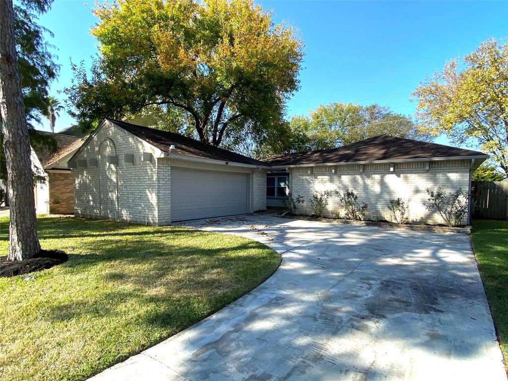 Photo of 4806 Temple Bell Drive, Spring, TX 77388 (MLS # 43020783)