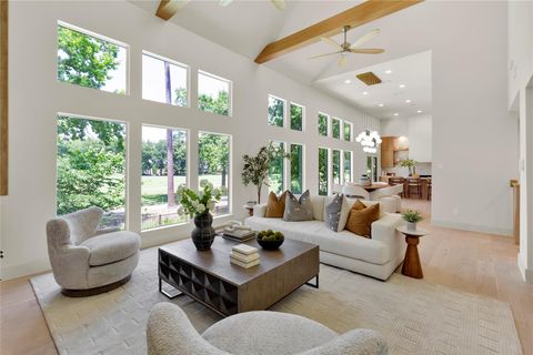 Photo of 20 Buttonbush Ct Ct, The Woodlands, TX 77380 (MLS # 44752309)