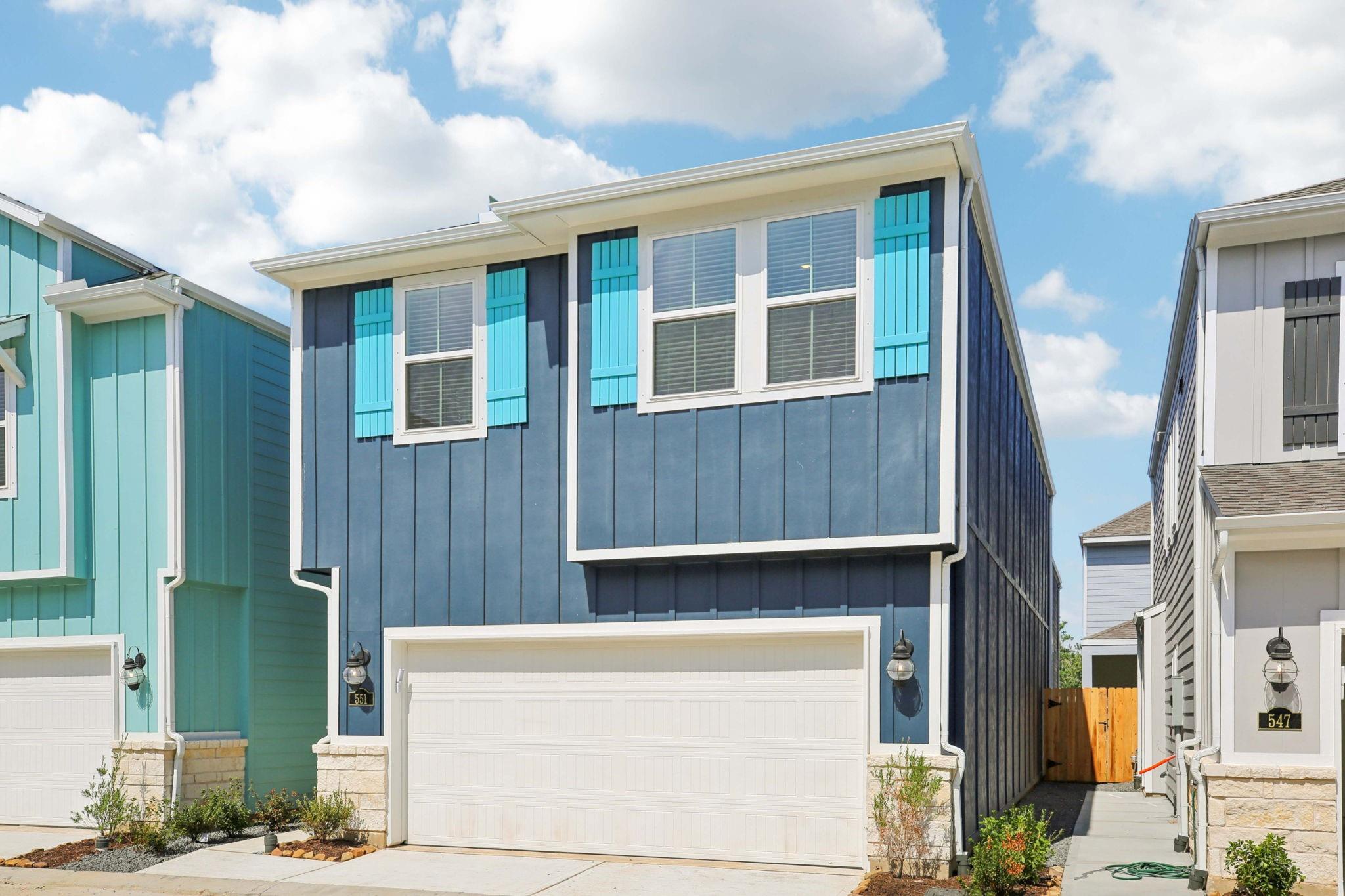 1127 Cedar Place Lane