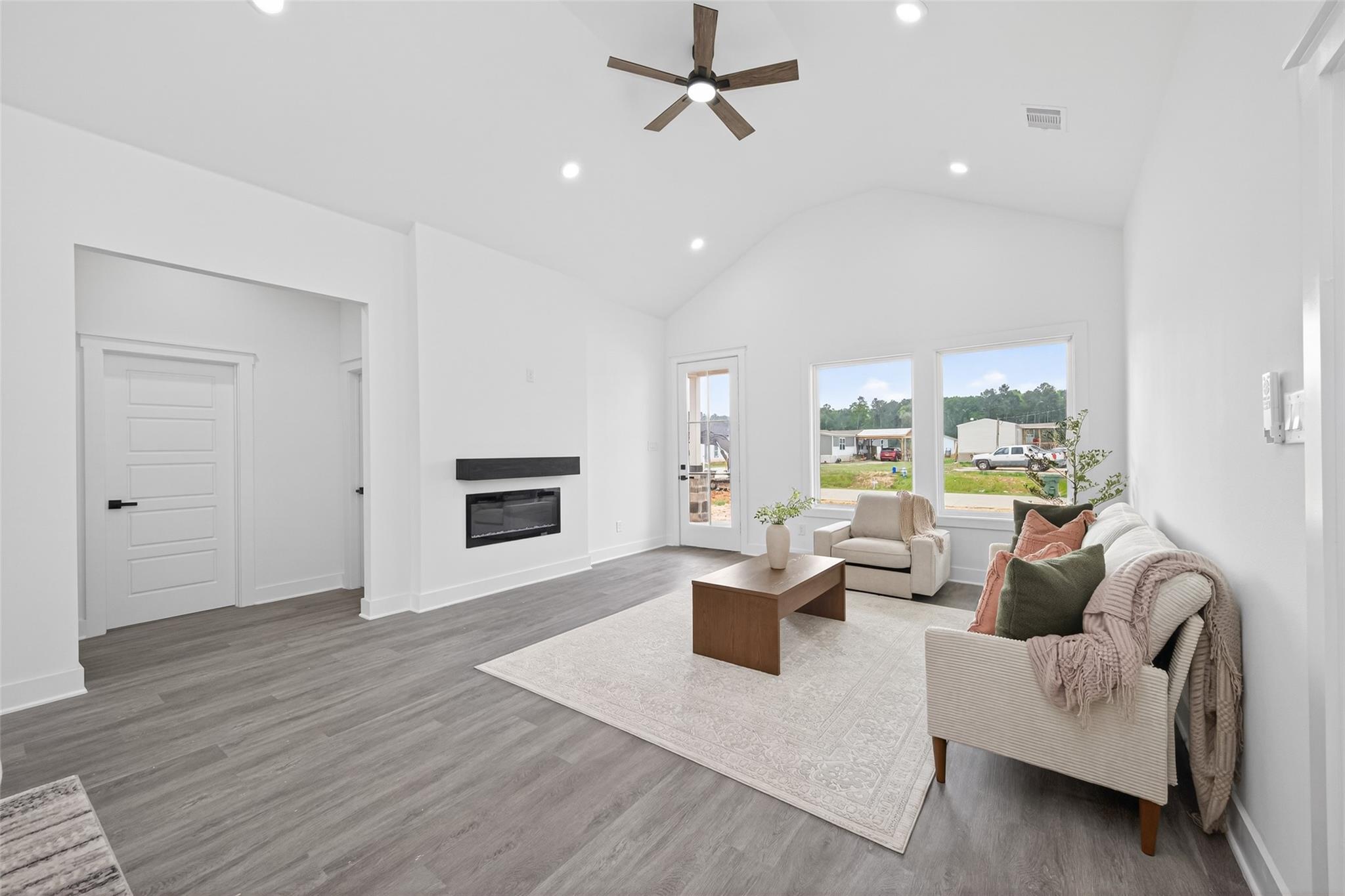 1129 Long Leaf Pine Street