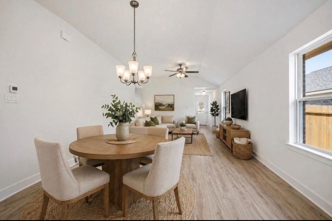 4321 W Bayou Maison