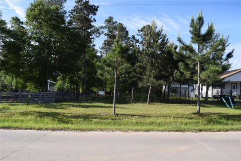 Photo of 893 County Road 5015, Cleveland, TX 77327 (MLS # 76870245)