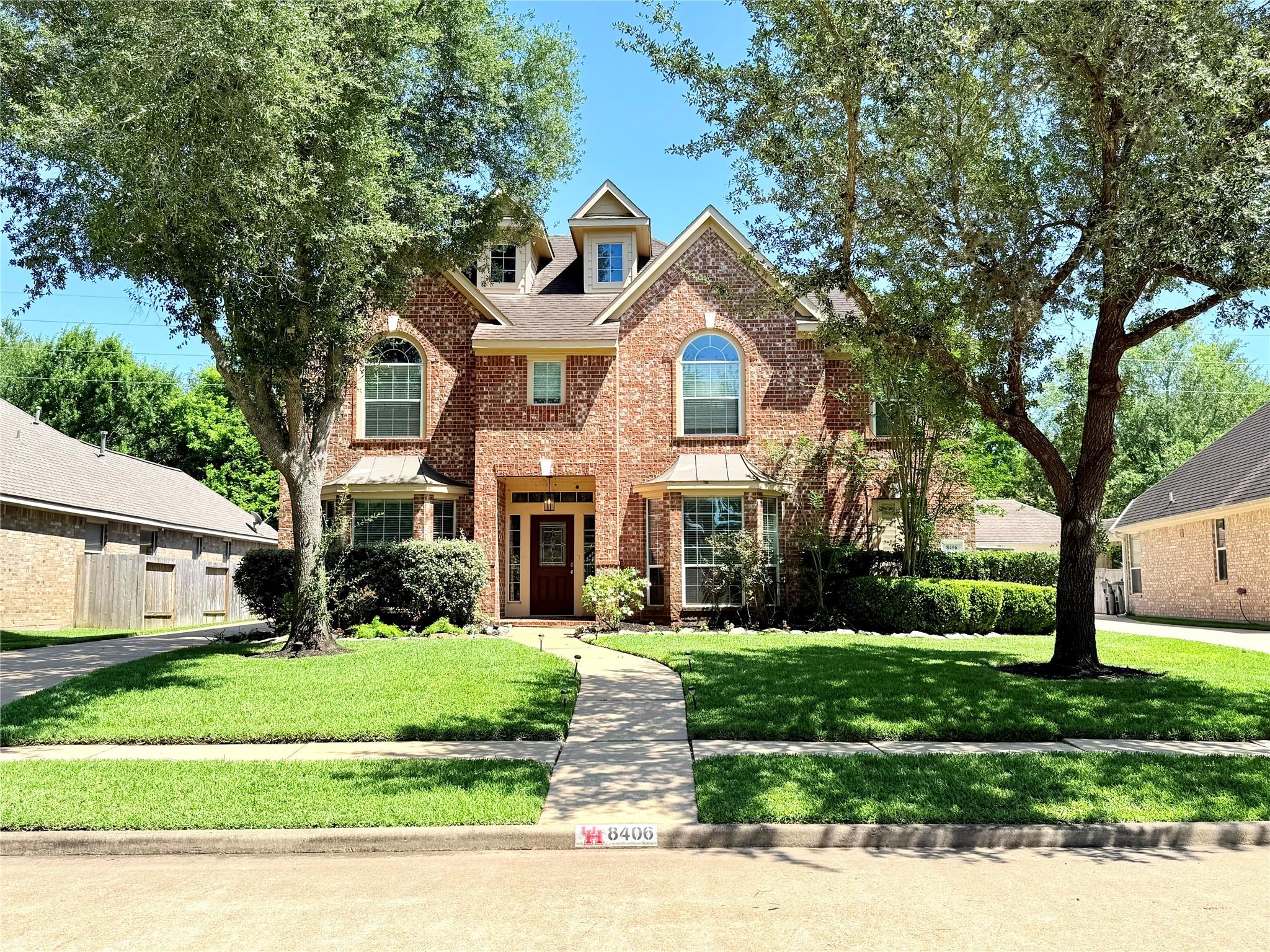 8406 Green Valley Drive