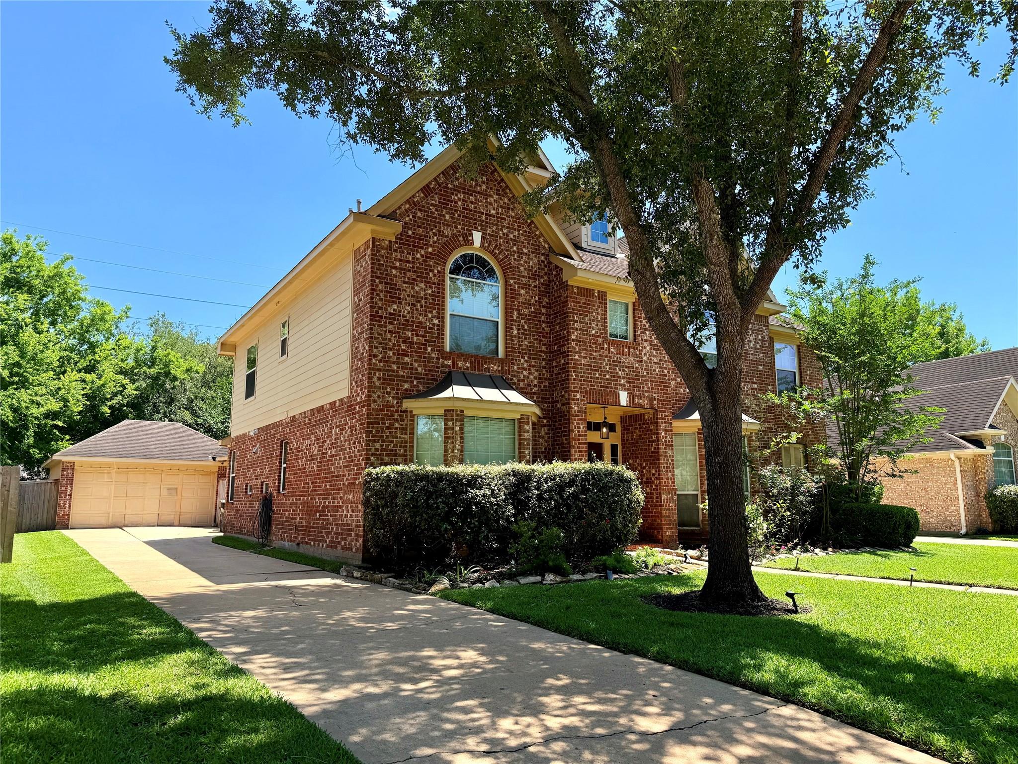 8406 Green Valley Drive