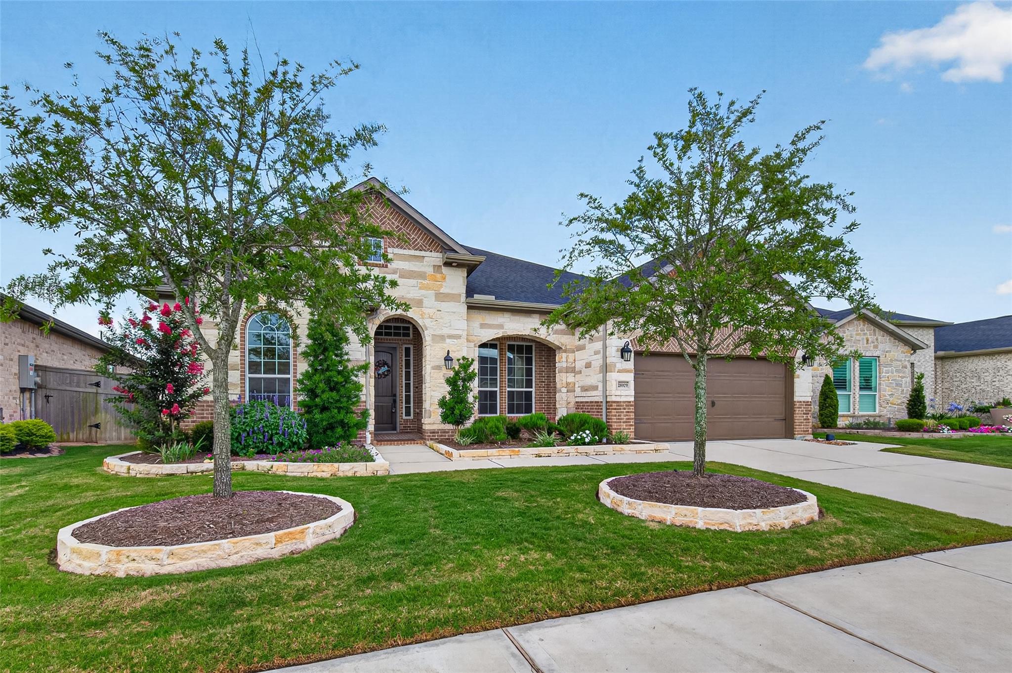28929 Autumn Shore Drive