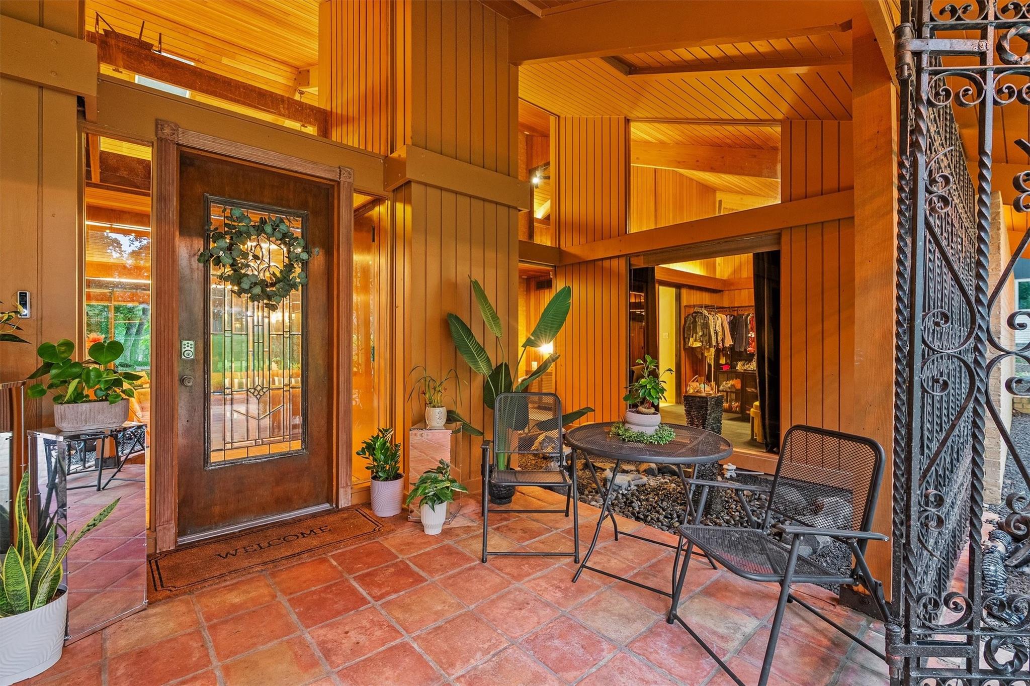 29 Winged Foot Drive