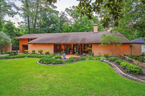 Photo of 29 Winged Foot Drive, Conroe, TX 77304 (MLS # 50623955)