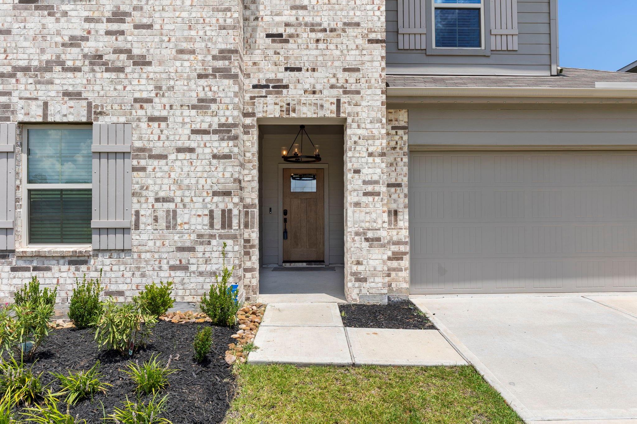 15042 Eastern Wood Road