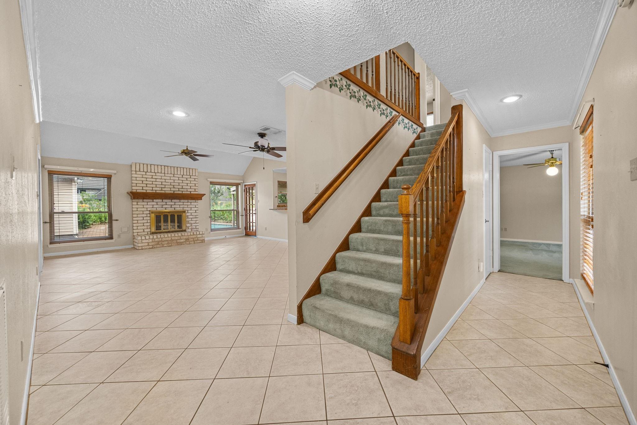 814 Palm Grove Circle