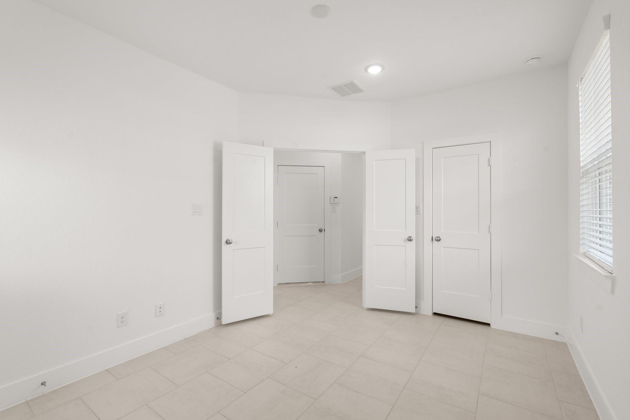 1215 Shaded Rock Drive