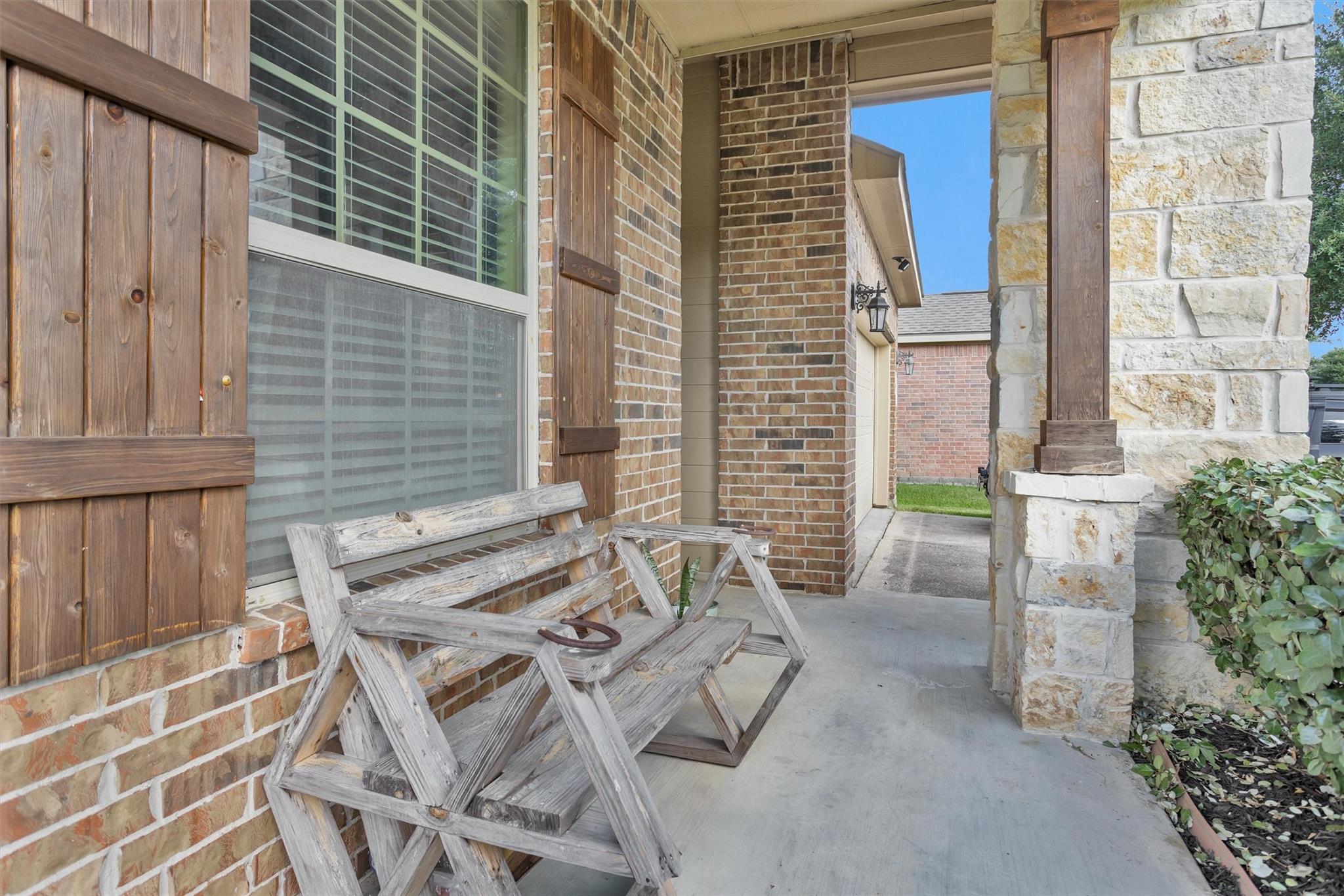 9934 Sterling Place Drive