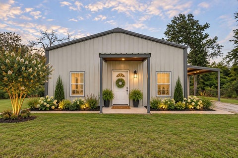 Homes For Sale - 24719 Roscommon<br/> Hempstead, TX 77445