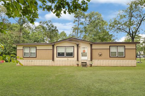 Homes For Sale - 635 County Road 2175<br/> Shepherd, TX 77371