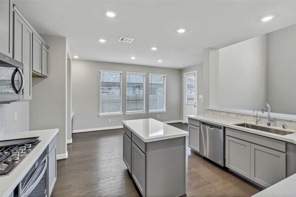 Photo of 4119 Silver Falls Lane, League City, TX 77573 (MLS # 74602562)