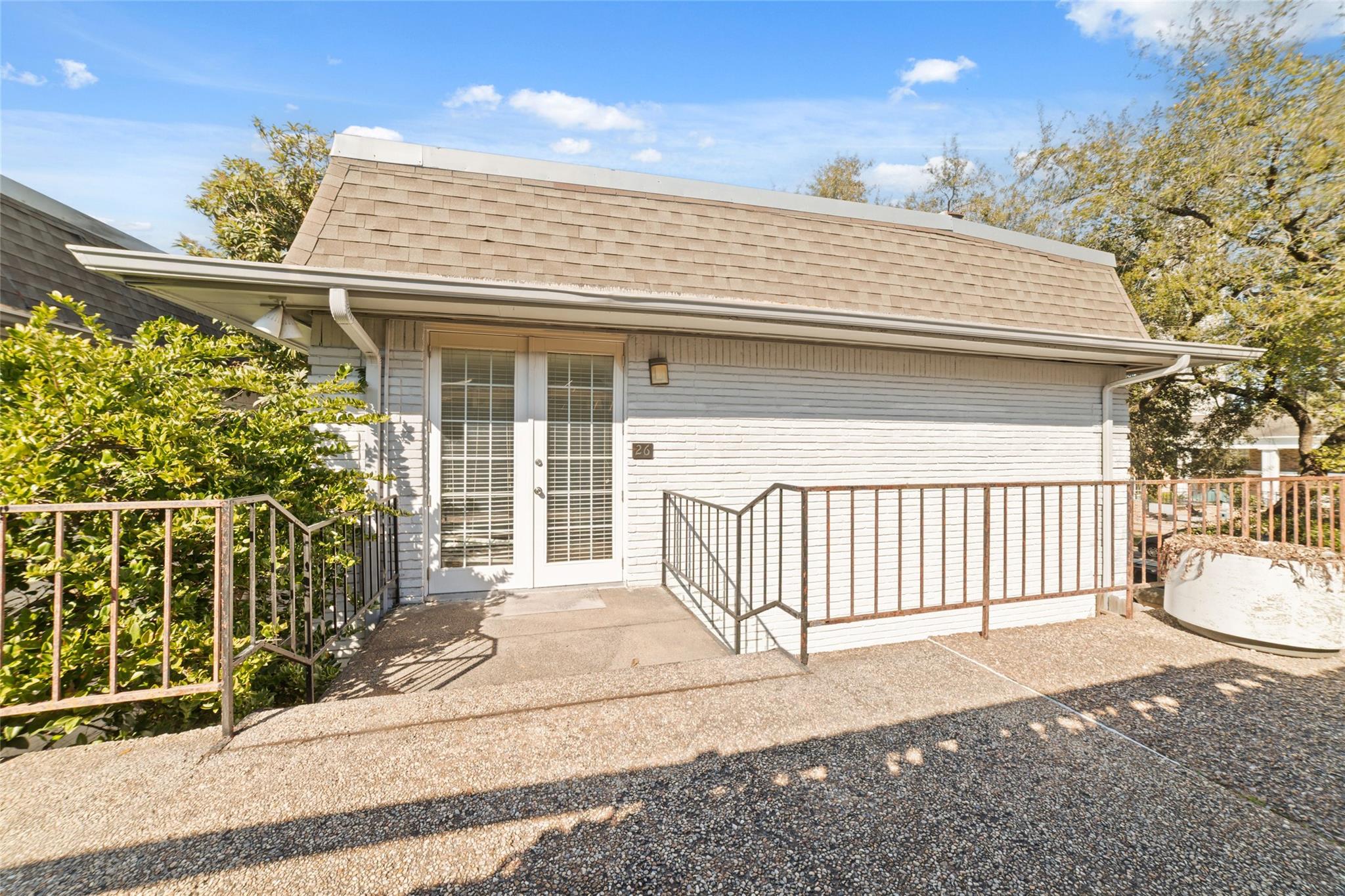 3300 Yorktown Street 26