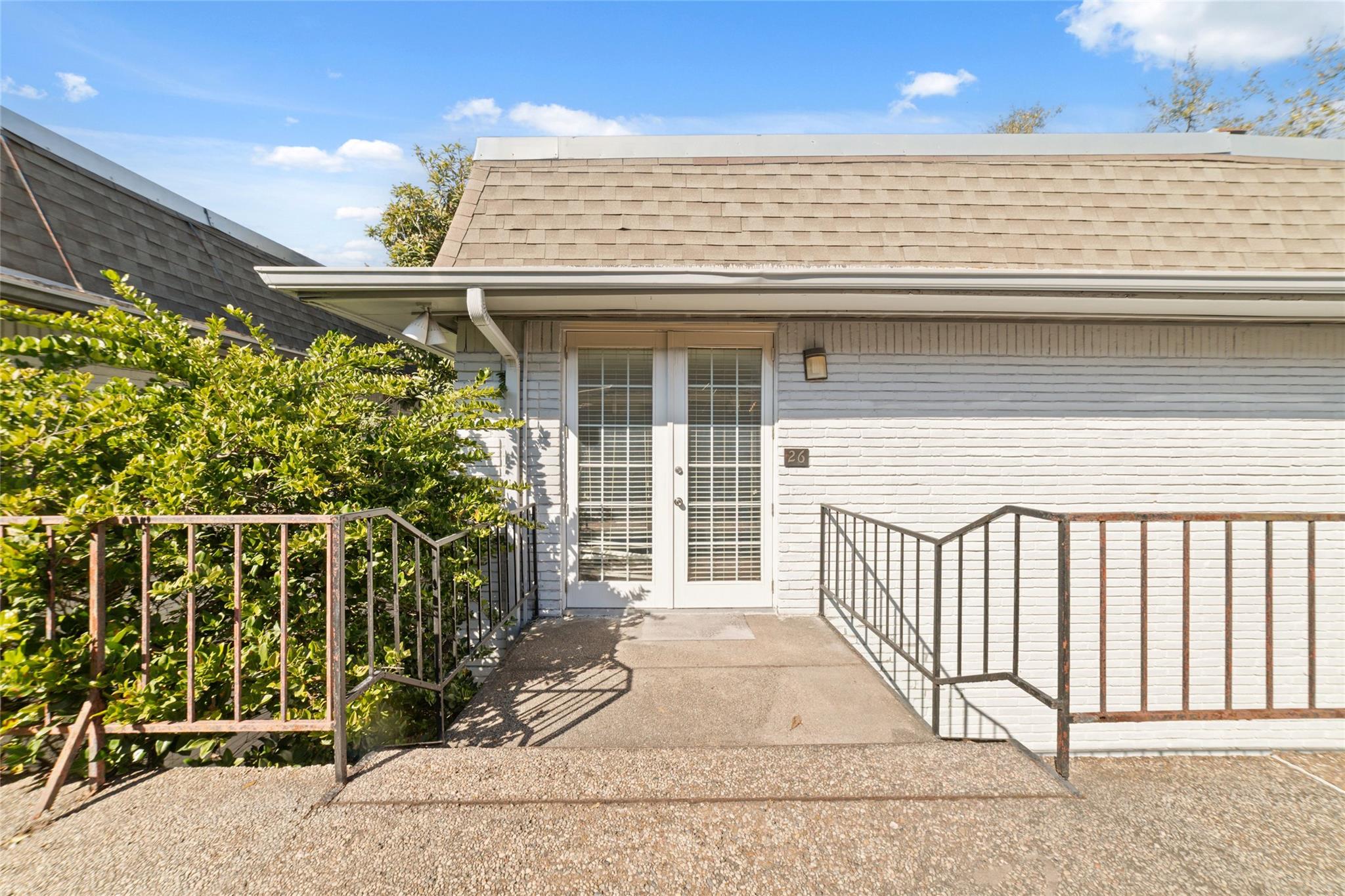 3300 Yorktown Street 26