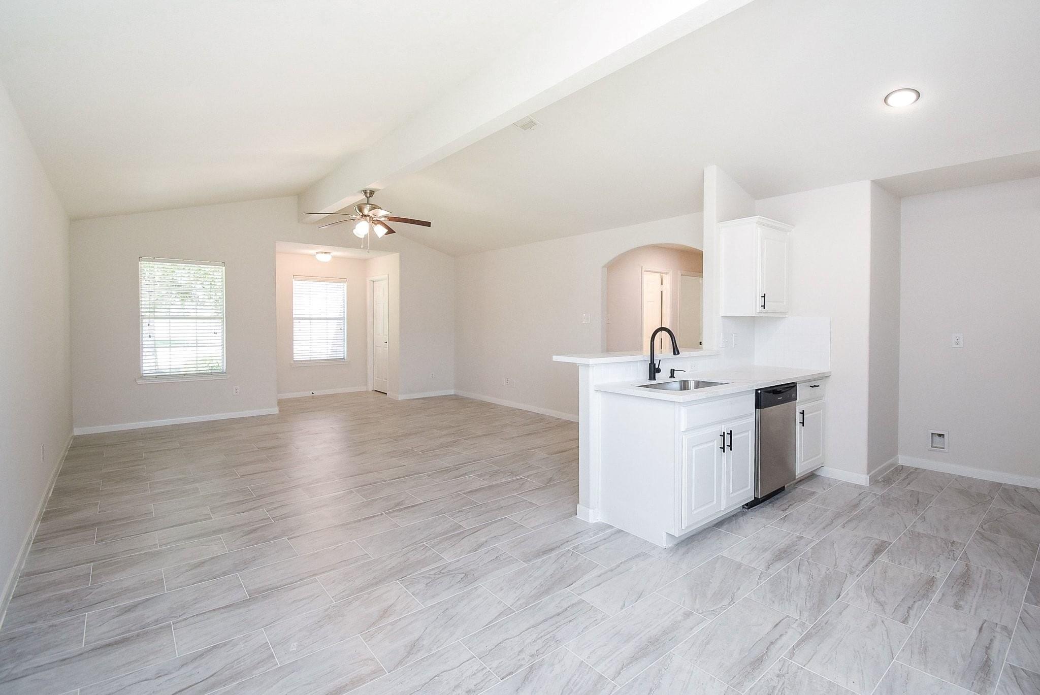 7103 Lilac Manor Lane