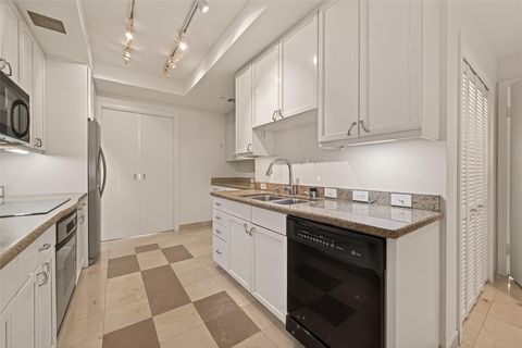 Tiny photo for 5100 San Felipe Street #194, Houston, TX 77056 (MLS # 79364622)