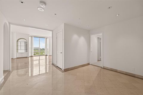 Tiny photo for 5100 San Felipe Street #194, Houston, TX 77056 (MLS # 79364622)