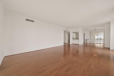 Tiny photo for 5100 San Felipe Street #194, Houston, TX 77056 (MLS # 79364622)